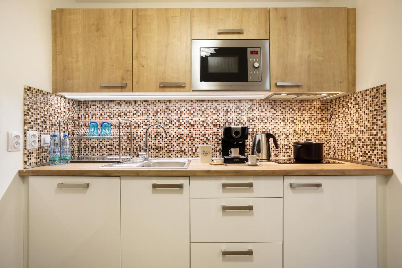 Apartman Karlovarska マリアーンスケー・ラーズニェ エクステリア 写真